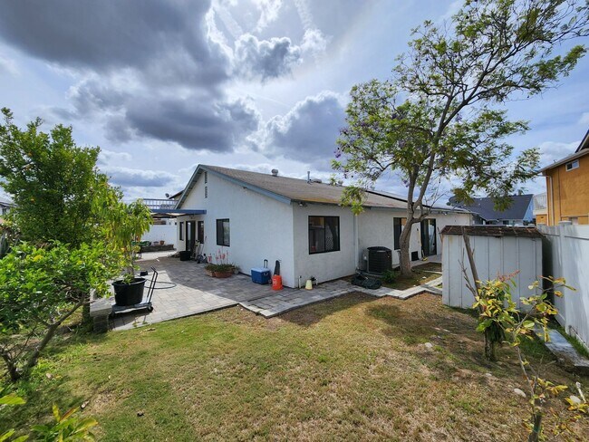 Building Photo - Single Story 4 Bedroom House in Mira Mesa