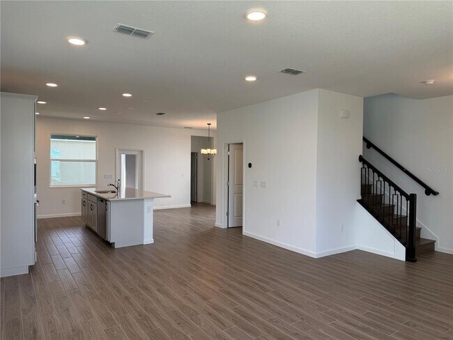 Building Photo - 17334 Beachgrass Aly