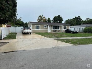 Building Photo - 15701 NW 28th Ct