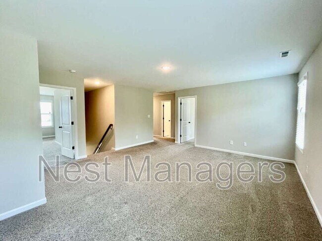Building Photo - 141 Burnside Dr