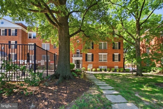 Building Photo - 504 Bashford Ln