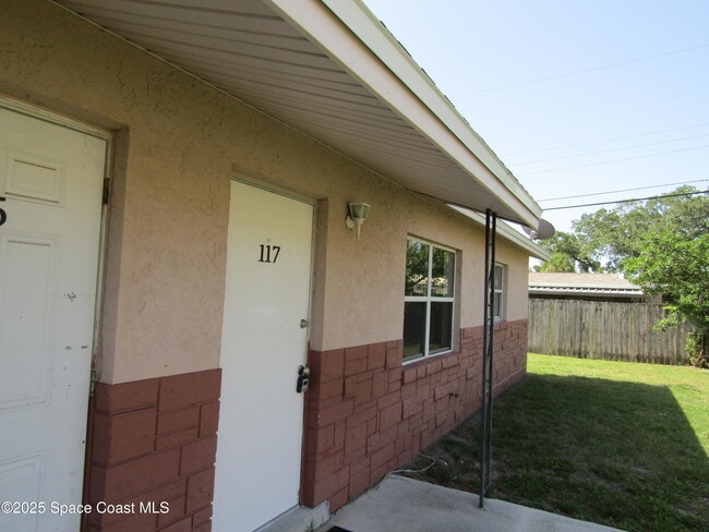 Primary Photo - 117 Lucas Rd