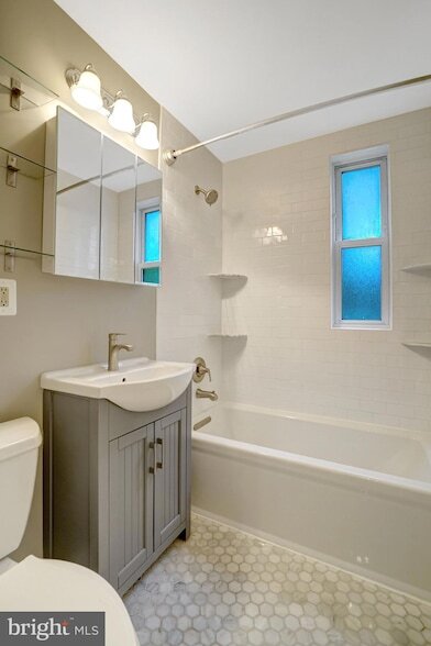 Building Photo - 211 N Trenton St