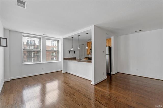 Building Photo - 5539 Pershing Ave