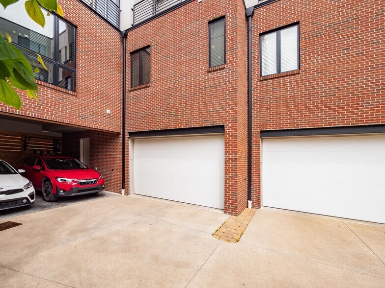 Building Photo - 911 N 4th St