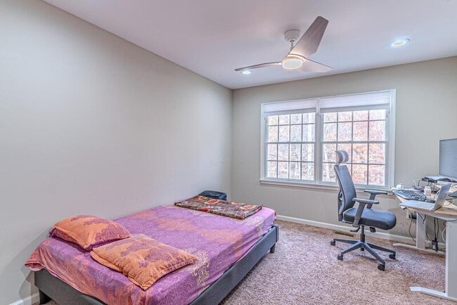 Building Photo - 305 Raymound Blvd