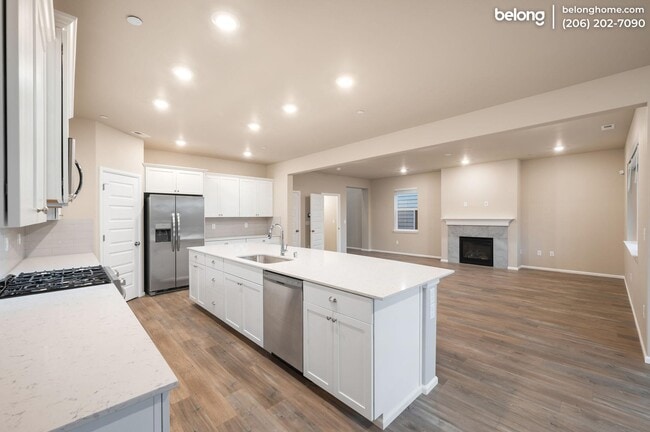 Building Photo - 3878 79th Dr NE