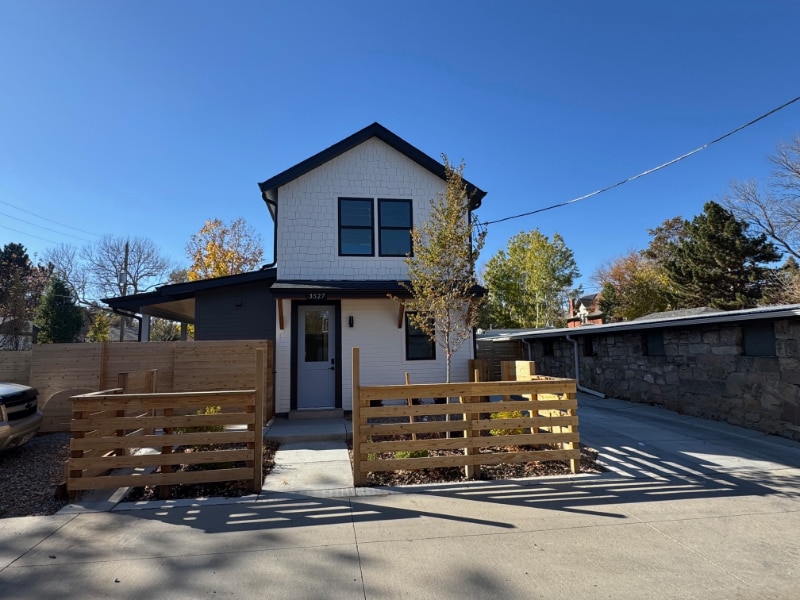 Building Photo - 3527 Clay St