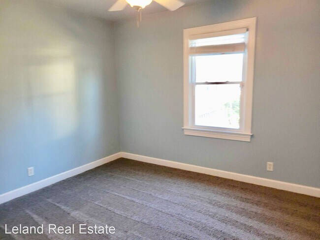 Building Photo - 4 br, 3 bath House - 1724 Sparrow Road