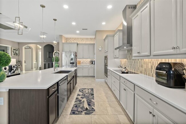 Building Photo - 54 N Riverwalk Dr