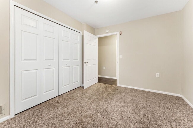 Building Photo - 3670 S John Hix Rd