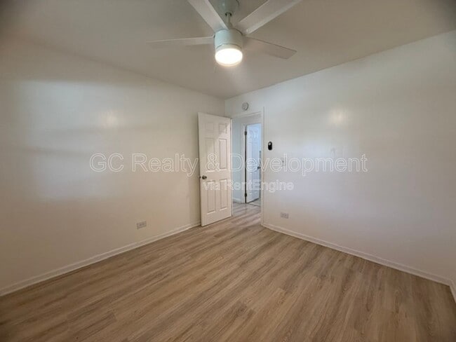 Building Photo - 14949 Highland Ave