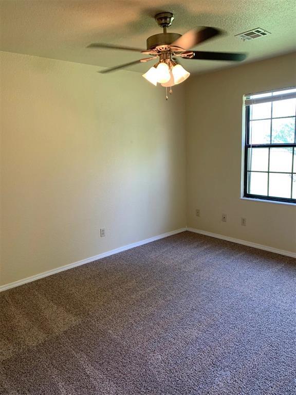 Building Photo - 826 Russell Cir