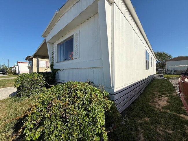 Building Photo - 17730 US-27