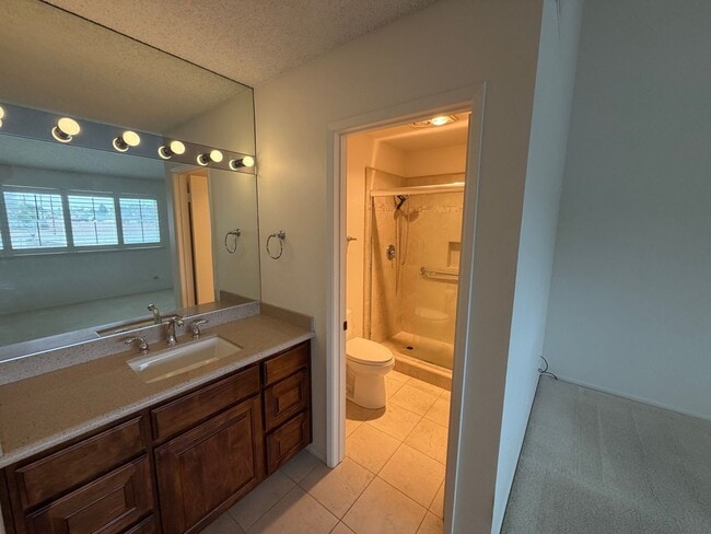Building Photo - 4569 Foxenwood Ln