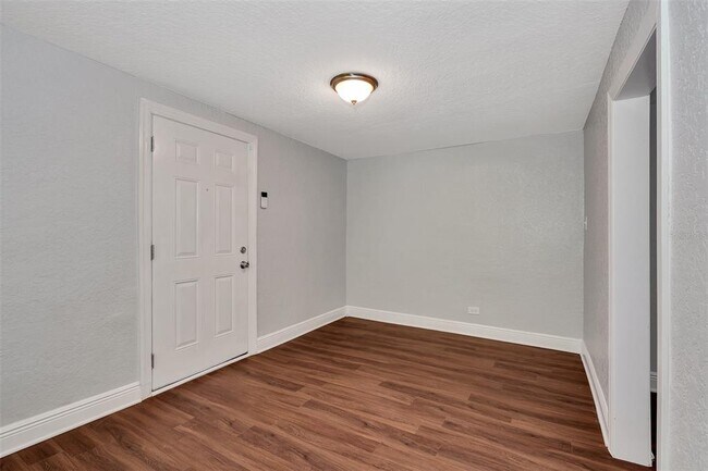 Building Photo - 3106 N 17th St