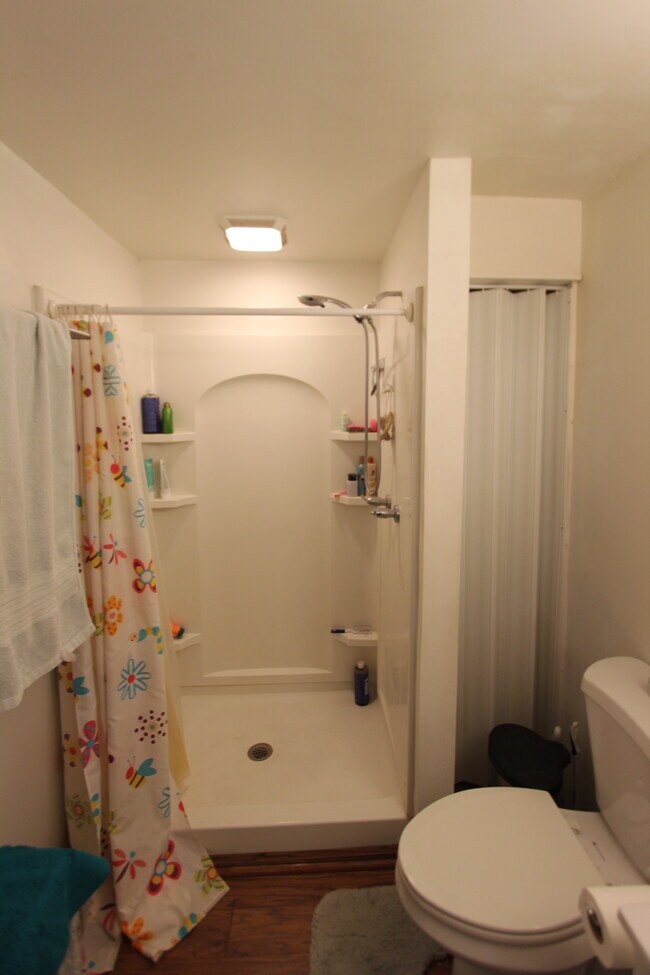 Building Photo - 2664 S 18th St