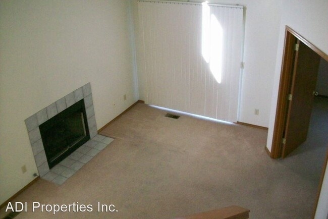 Building Photo - 2 br, 2 bath House - 10362 SW Riley Ct.