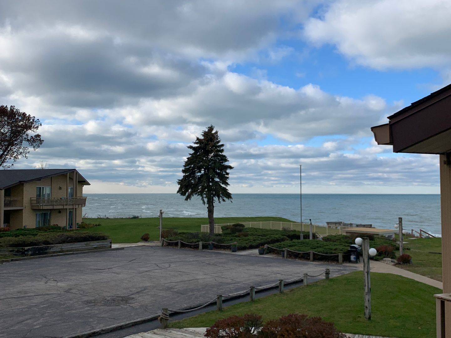 Building Photo - 4150 Ridge Rd