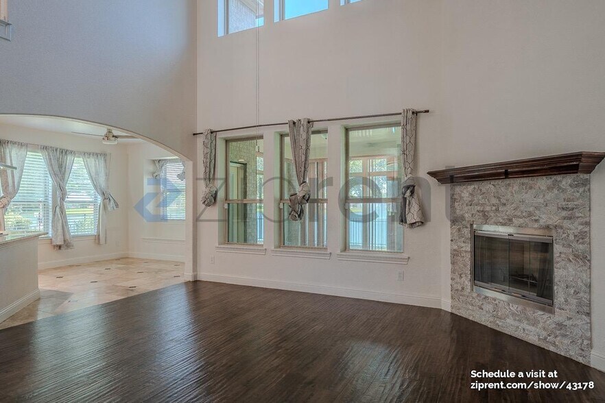 Building Photo - 25315 Hamden Valley Dr