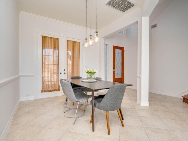 Building Photo - 15405 Prestancia Dr