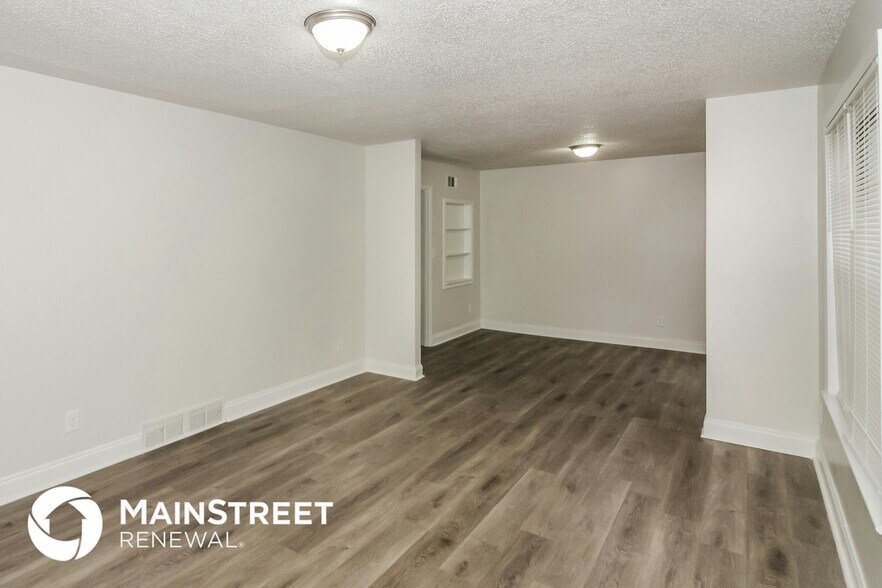 Building Photo - 3621 Mozelle St