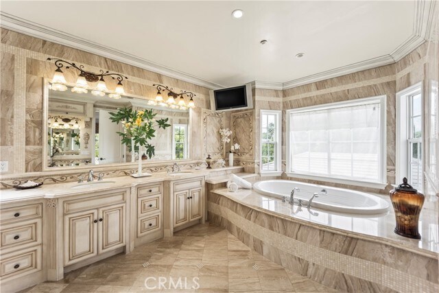 Building Photo - 1117 Encanto Dr