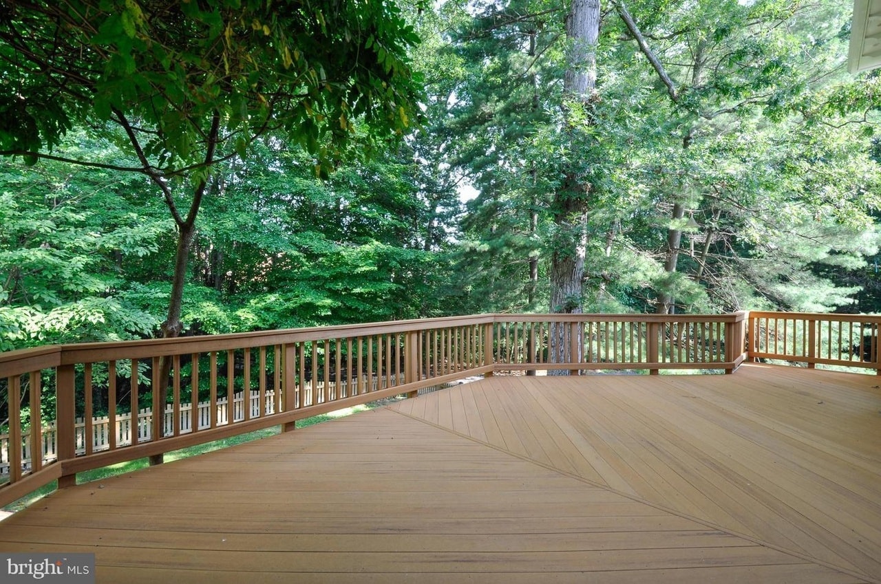 Building Photo - 10152 Marshall Pond Rd