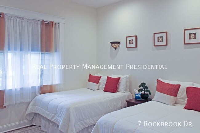 Building Photo - 7 Rockbrook Dr