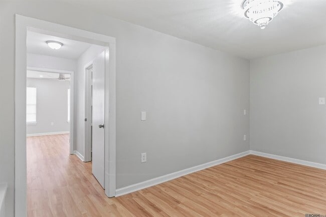 Building Photo - 1455 Marilyn Dr