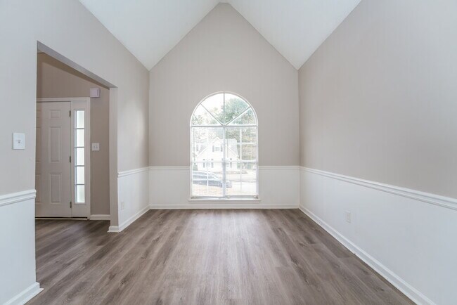 Building Photo - 871 Louisa Ln