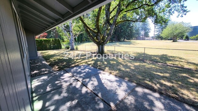 Building Photo - New Everything! - Beautiful Ranch Home in ...