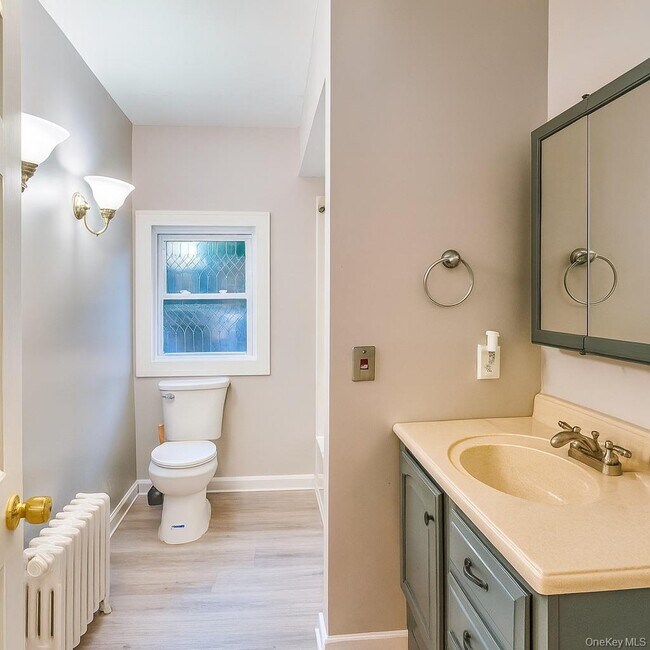 Building Photo - 2432 NY-300