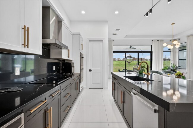 Building Photo - 10195 SW Latium Wy