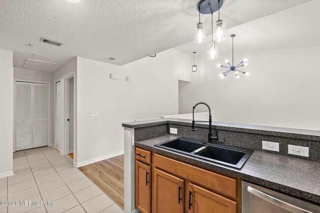 Building Photo - 108 Brannan Pl