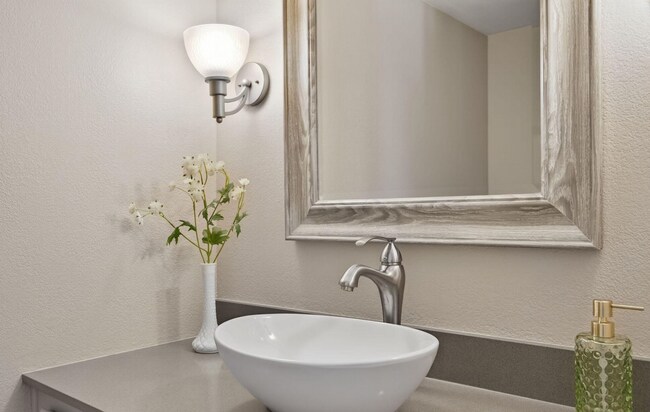 Building Photo - 6169 Arabian Pl