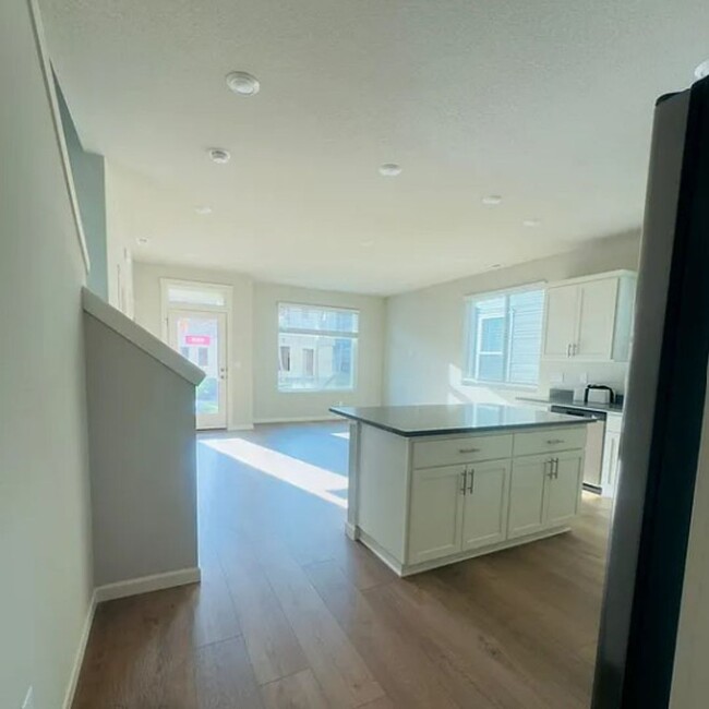 Building Photo - *NEW Construction* Stunning 3BD, 2.5 BA* S...
