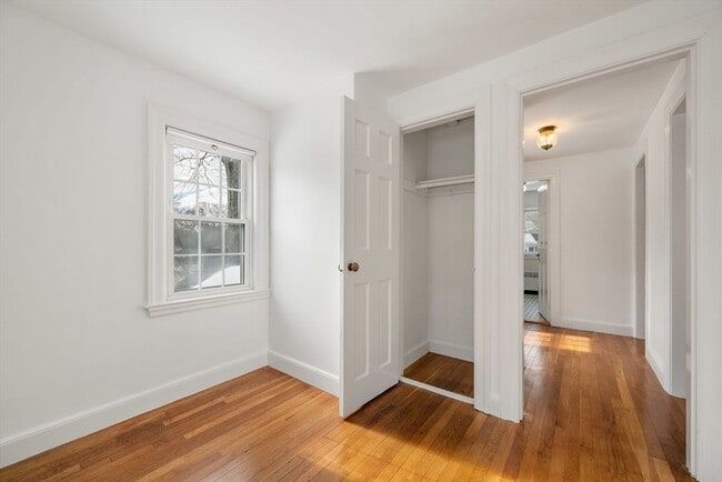 Building Photo - 159 Payson Rd