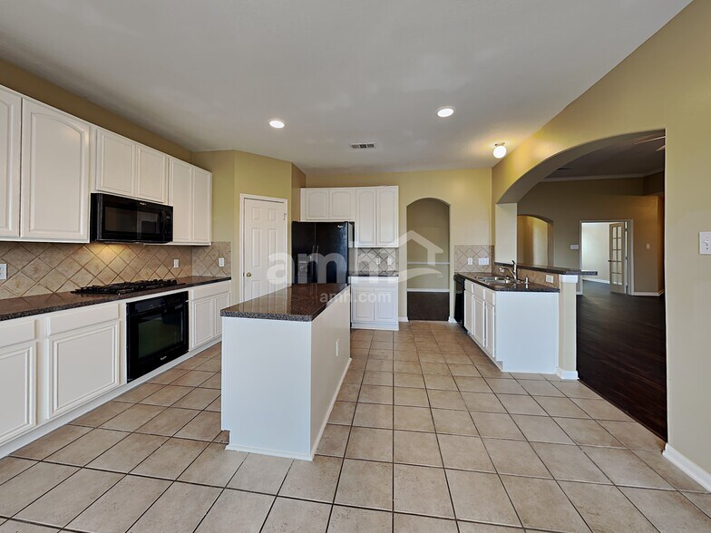 Building Photo - 3493 Cedar Prairie Dr