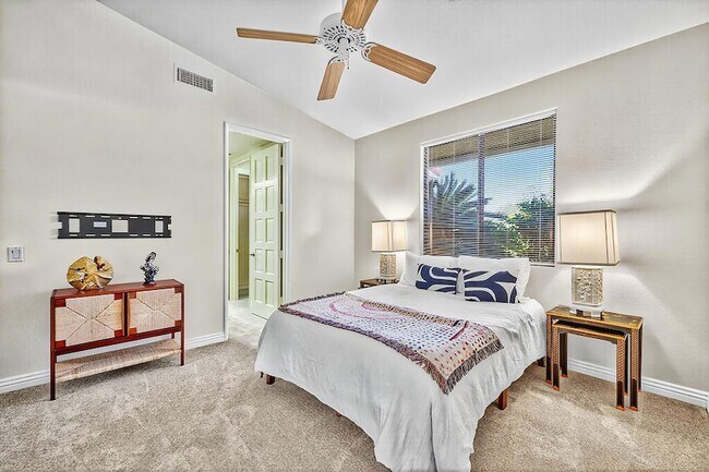 Building Photo - 41531 Colada Ct