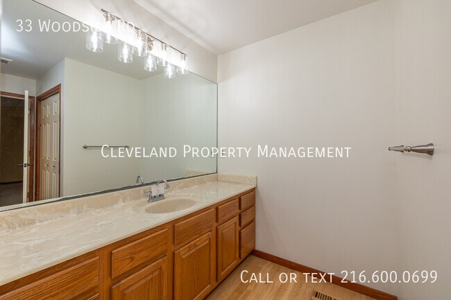 Building Photo - 33 Woodside Rd