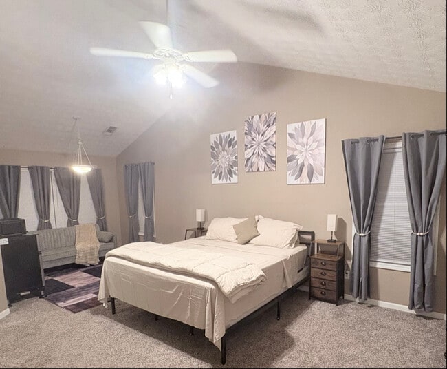 Building Photo - 180 Pebble Brooke Ct