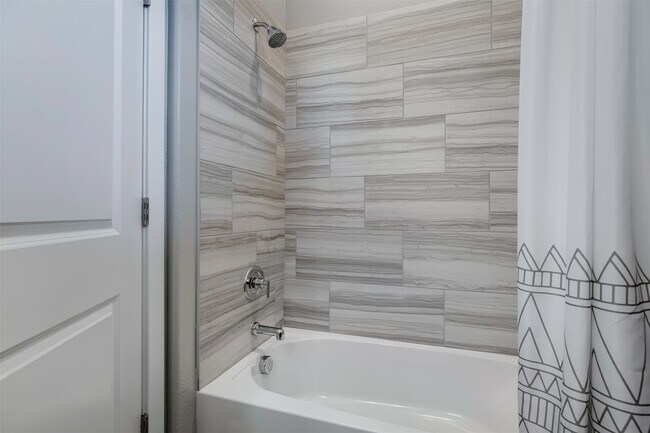Building Photo - 7257 Borland Dr
