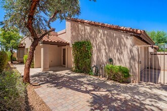 Building Photo - Home for rent in Scottsdale!