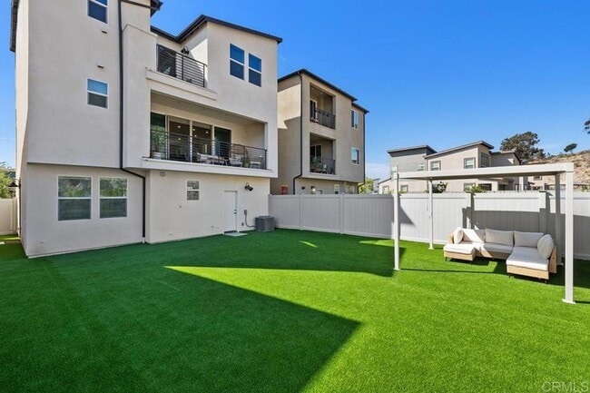Building Photo - 8177 Rose Quartz Cir