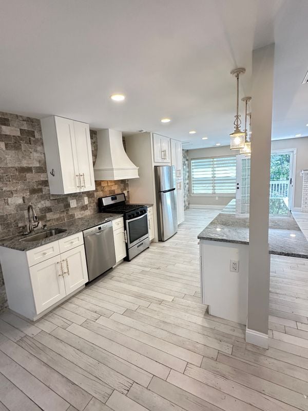 Building Photo - 103 Rumford Way
