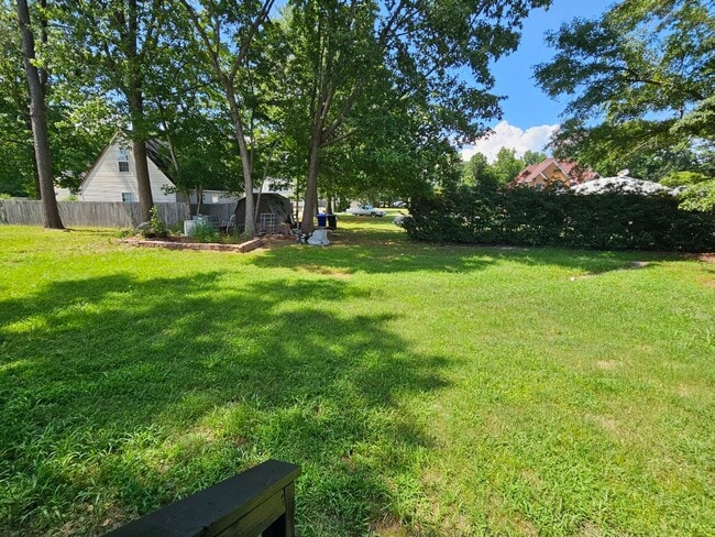 Building Photo - Pughsville