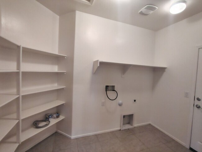 Building Photo - 8990 W Cloudwood Dr