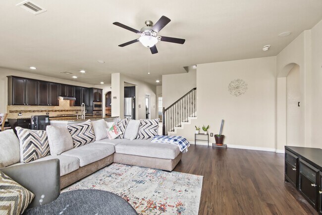 Building Photo - 25407 Terrain Park Dr