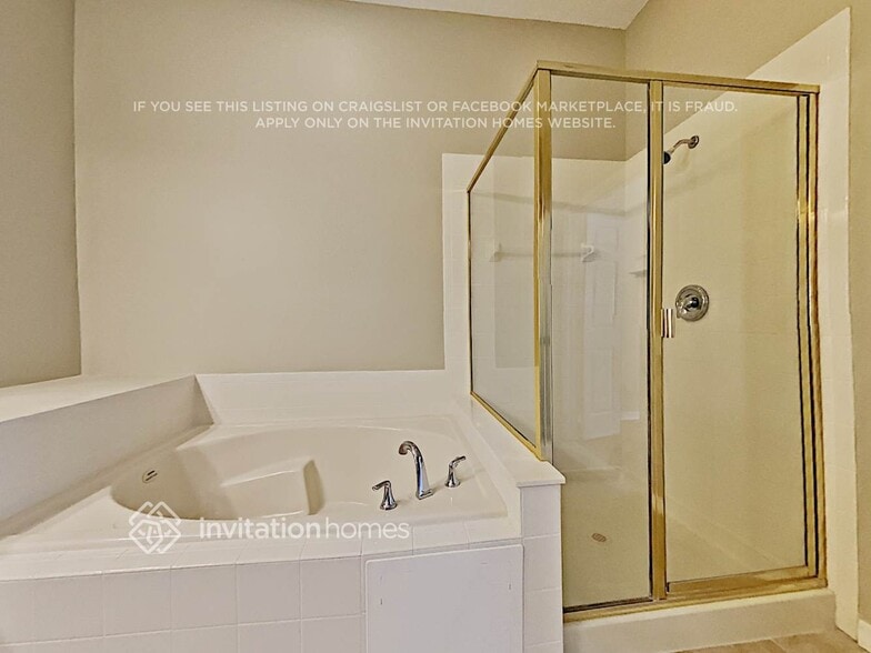 Building Photo - 1314 Glenwick Dr